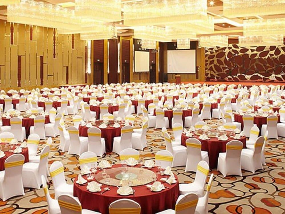 Kun Tai Glory Hotel Beijing Wangjing Exterior foto